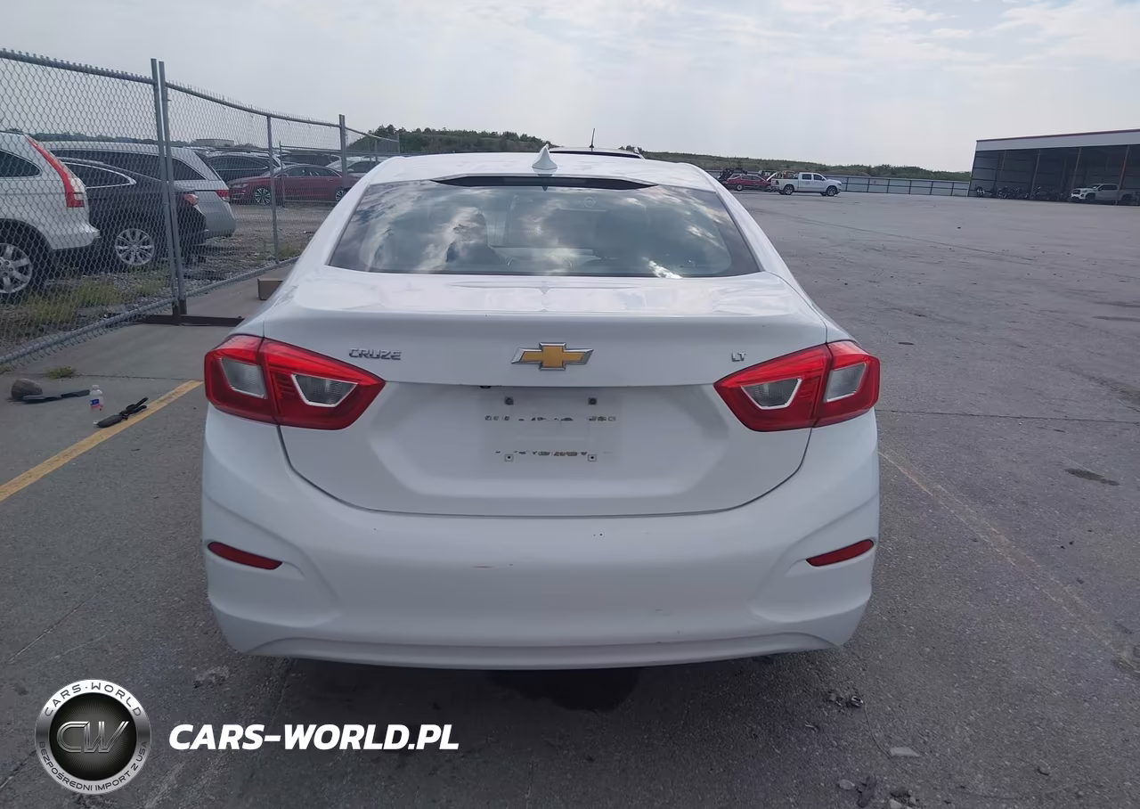 2017 Chevrolet Cruze Lt Auto VIN:1G1BE5SM4H7217005 - 16