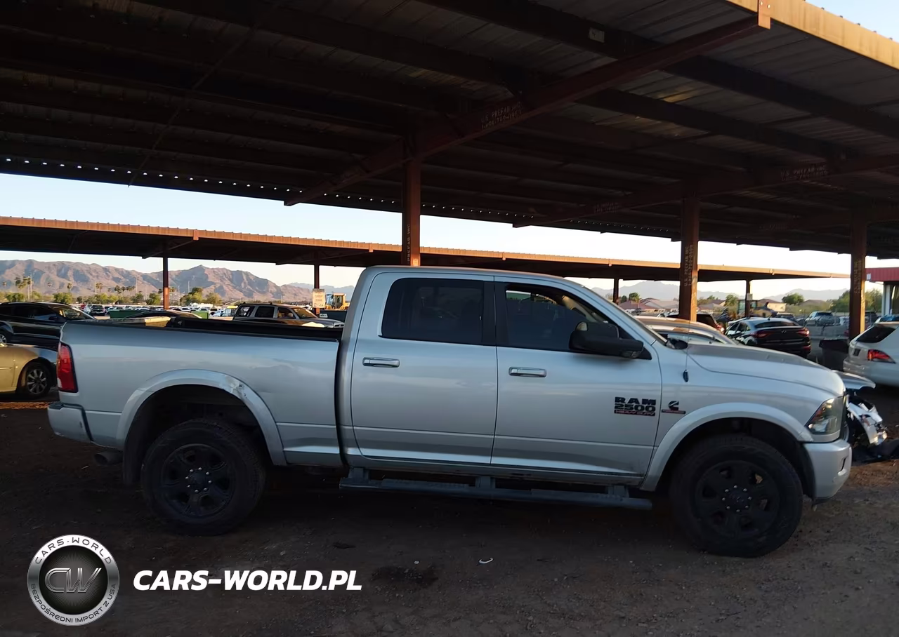 2017 Ram 2500 Big Horn 4X4 6'4 Box VIN:3C6UR5DL7HG740071 - 13