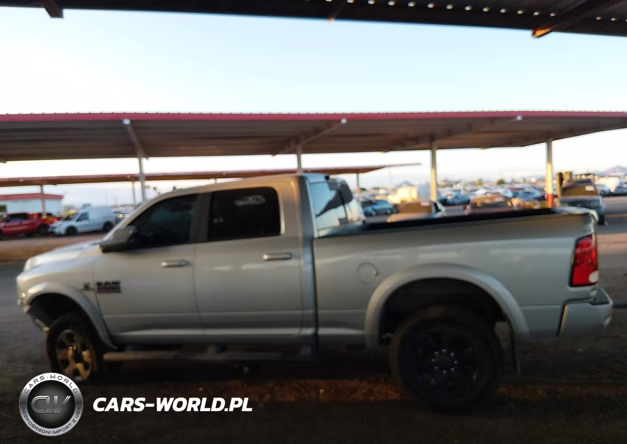 2017 Ram 2500 Big Horn 4X4 6'4 Box VIN:3C6UR5DL7HG740071 - 14