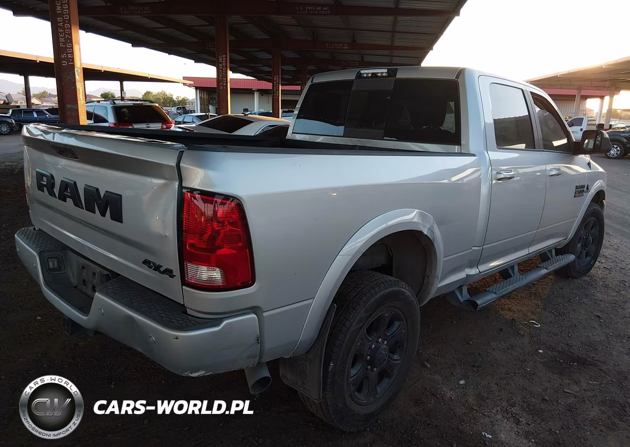 2017 Ram 2500 Big Horn 4X4 6'4 Box VIN:3C6UR5DL7HG740071 - 4
