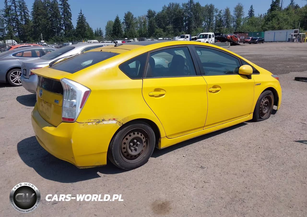 2010 Toyota Prius Iii VIN:JTDKN3DUXA0088694 - 4