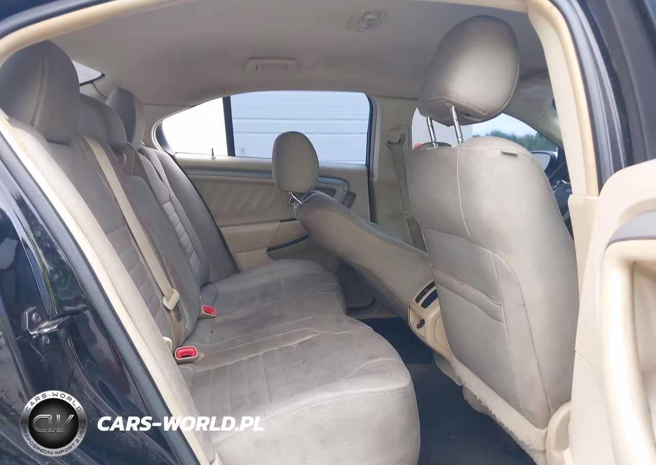2016 Ford Taurus Se VIN:1FAHP2D81GG148658 - 8