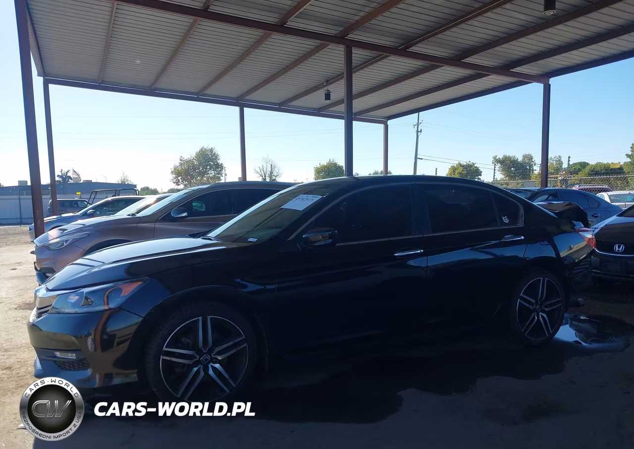 2017 Honda Accord Sport VIN:1HGCR2F5XHA194867 - 14