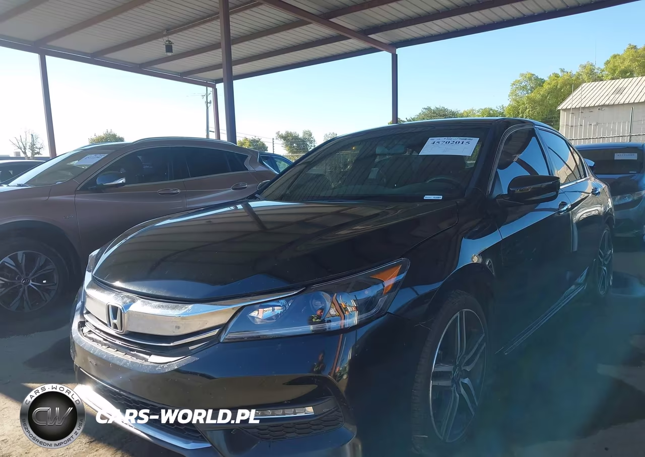 2017 Honda Accord Sport VIN:1HGCR2F5XHA194867 - 2