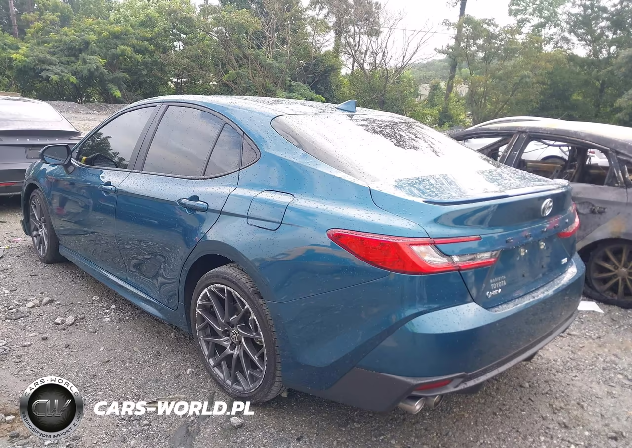 2025 Toyota Camry Se VIN:4T1DAACK0SU055220 - 3