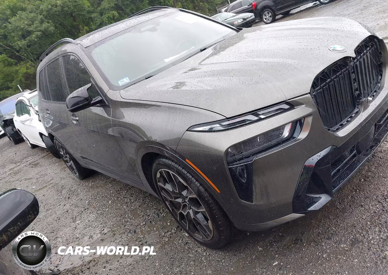 2023 BMW X7 M60I