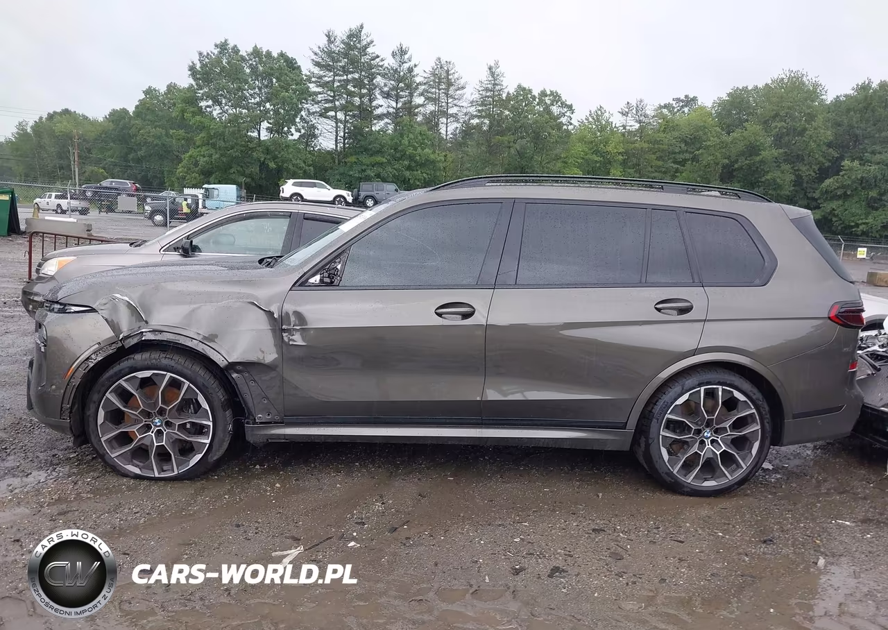 2023 BMW X7 M60I VIN:5UX33EM07P9N84705 - 14