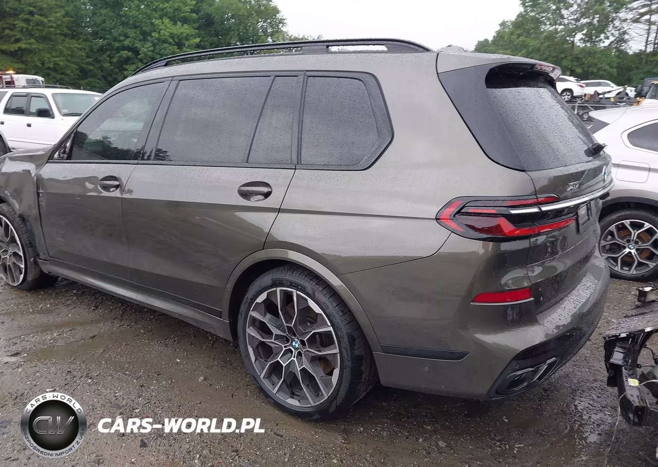 2023 BMW X7 M60I VIN:5UX33EM07P9N84705 - 3