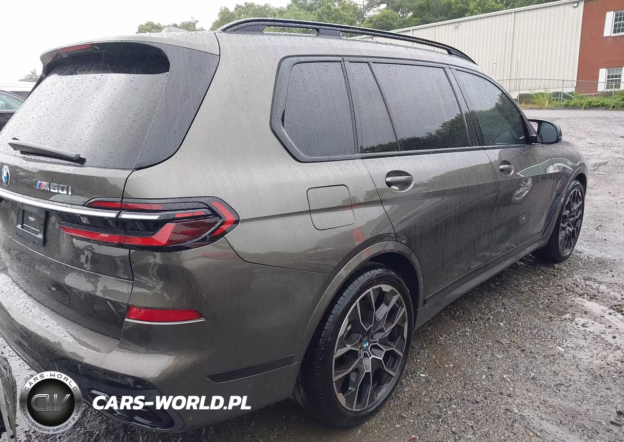2023 BMW X7 M60I VIN:5UX33EM07P9N84705 - 4