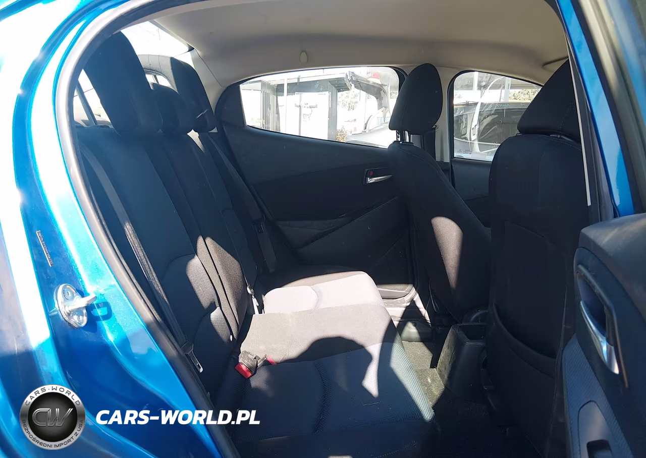 2017 Toyota Yaris Ia VIN:3MYDLBYV2HY158332 - 8
