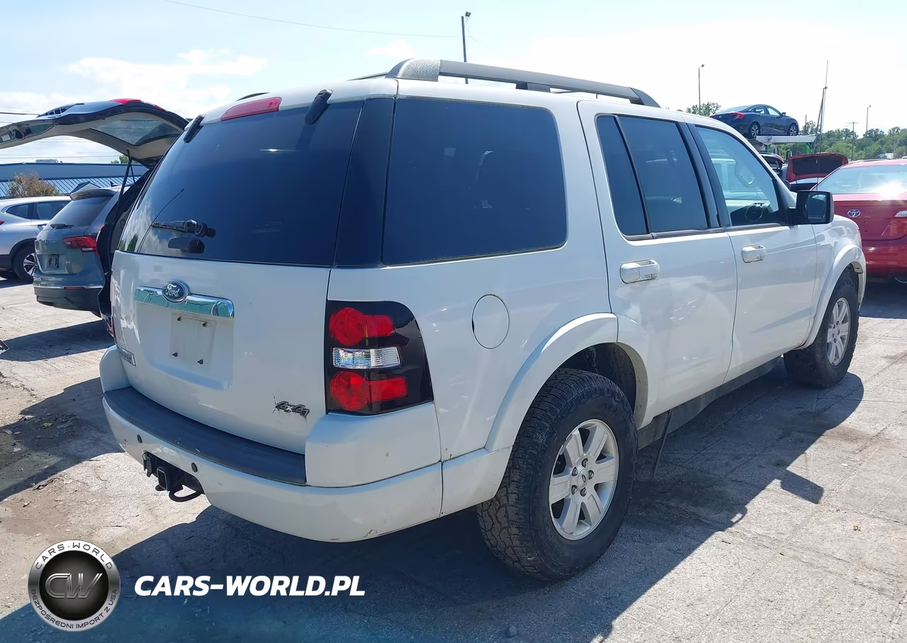 2010 Ford Explorer Xlt VIN:1FMEU7DE0AUA80933 - 4