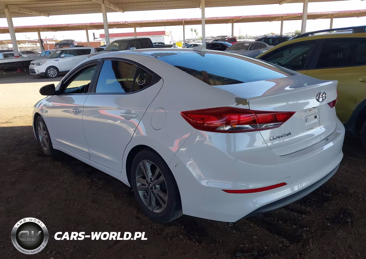 2017 Hyundai Elantra Se VIN:5NPD84LF7HH115243 - 3