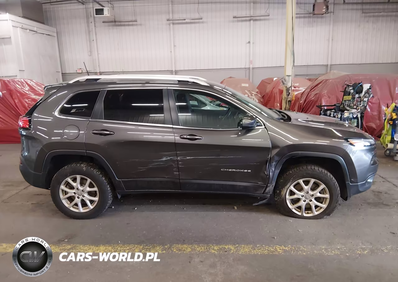 2017 Jeep Cherokee Latitude VIN:1C4PJMCB6HD237077 - 13