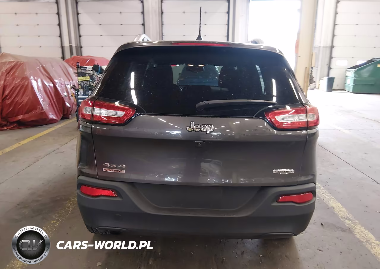 2017 Jeep Cherokee Latitude VIN:1C4PJMCB6HD237077 - 16