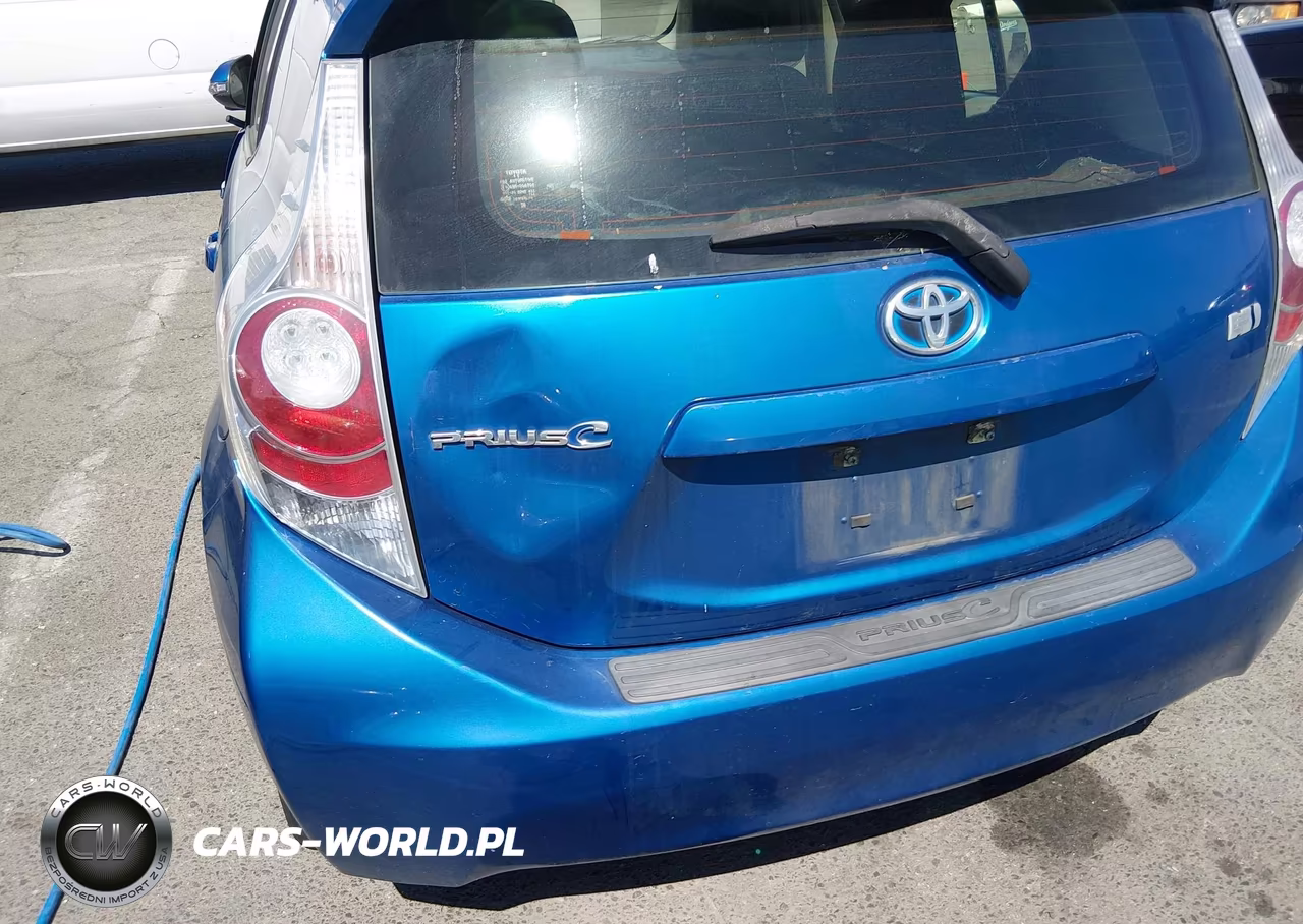 2014 Toyota Prius C Two VIN:JTDKDTB3XE1073271 - 6