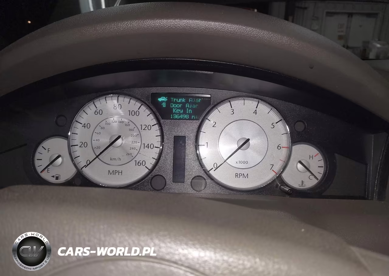 2008 Chrysler 300C Hemi VIN:2C3KA63H68H125123 - 7