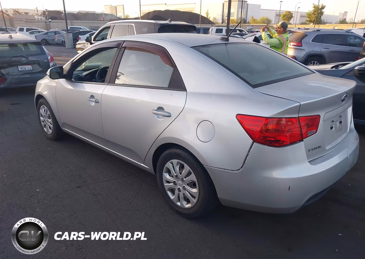 2010 Kia Forte Ex VIN:KNAFU4A28A5062818 - 3