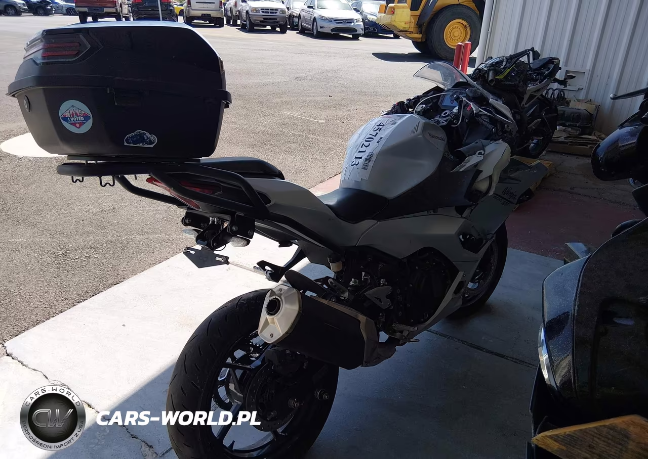 2025 Kawasaki Ex500 VIN:ML5EXGG14SDA67590 - 4