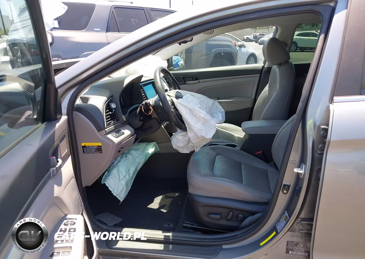 2017 Hyundai Elantra Limited VIN:KMHD84LF1HU268072 - 5