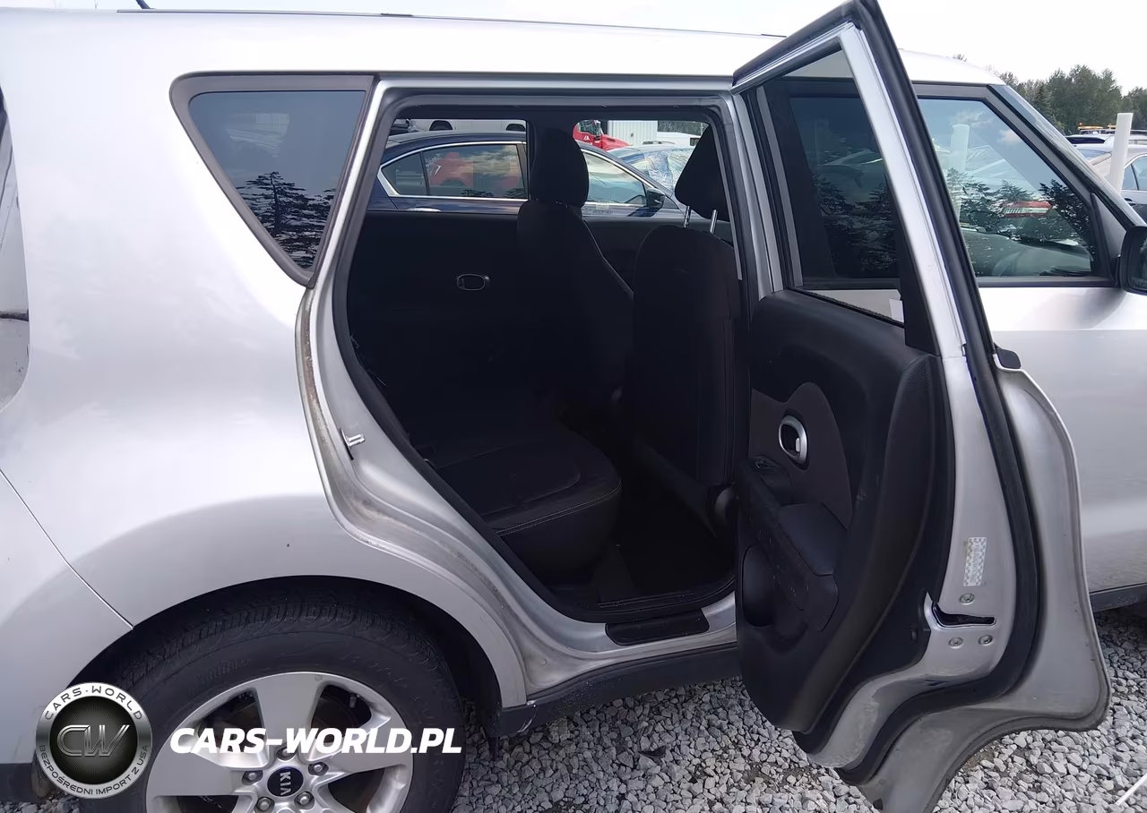 2017 Kia Soul VIN:KNDJN2A24H7470682 - 8