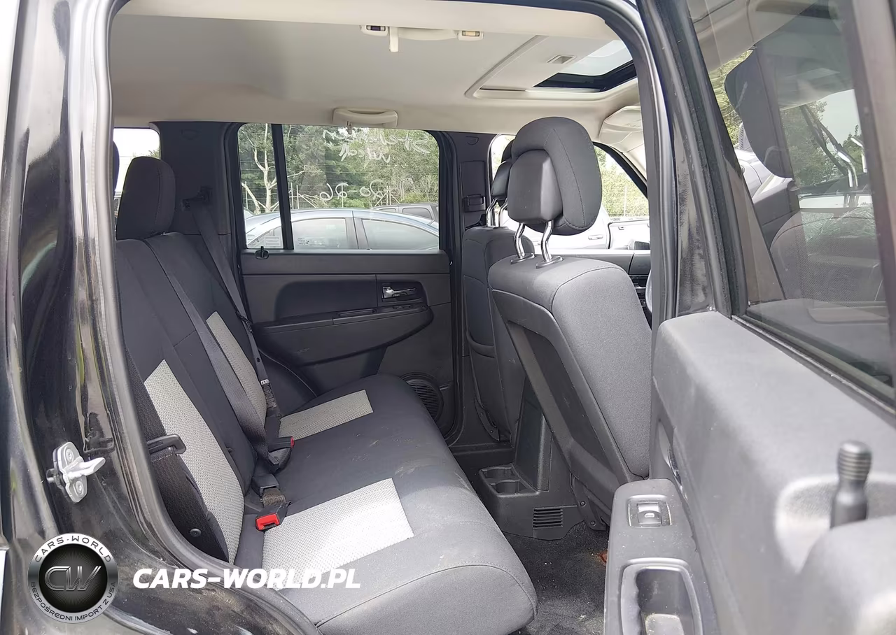 2010 Jeep Liberty Sport VIN:1J4PN2GK0AW102703 - 8