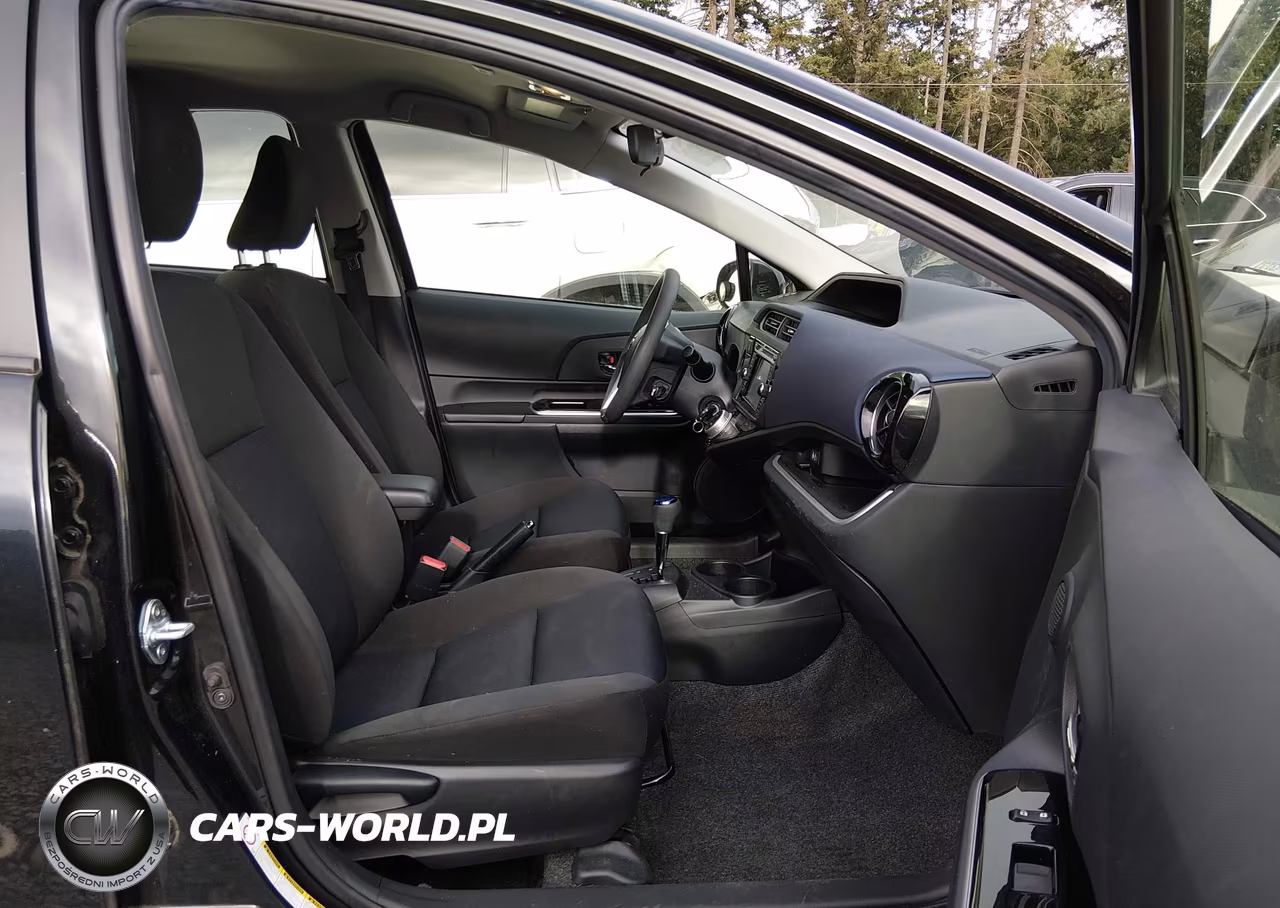 2017 Toyota Prius C Two VIN:JTDKDTB34H1597598 - 18