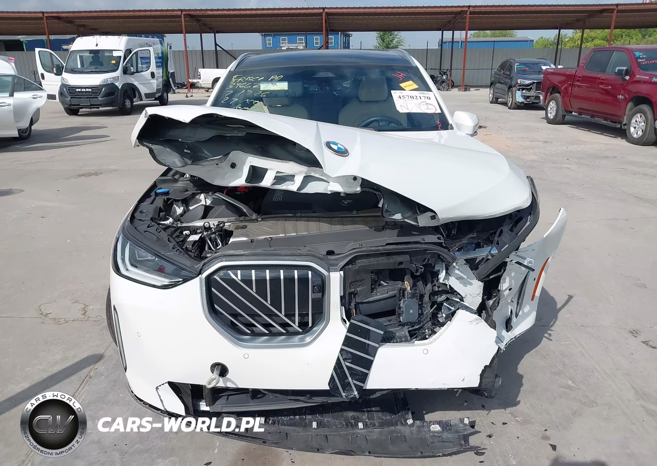 2025 BMW X3 30 xDrive VIN:5UX53GP01S9Z76247 - 11