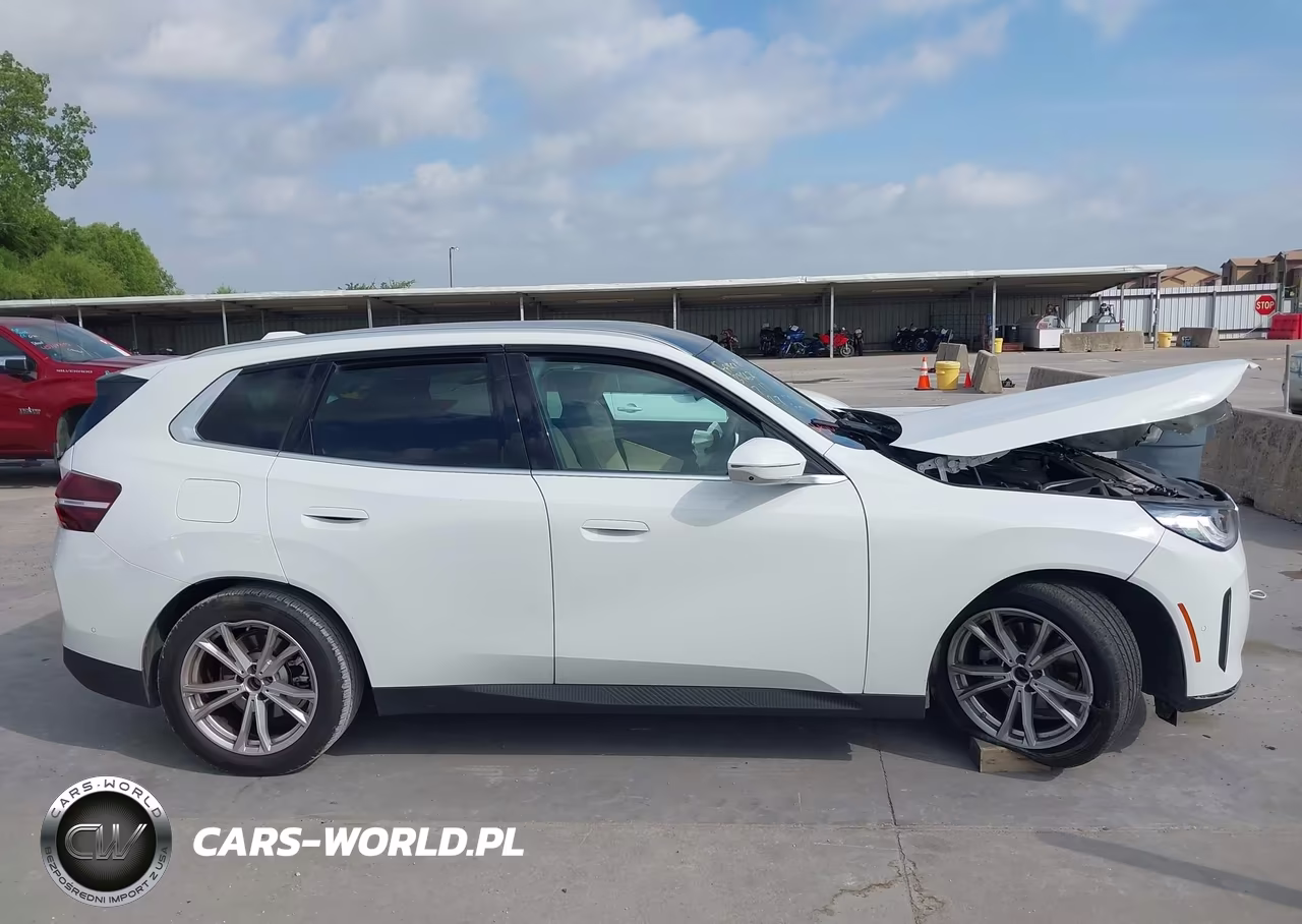 2025 BMW X3 30 xDrive VIN:5UX53GP01S9Z76247 - 12