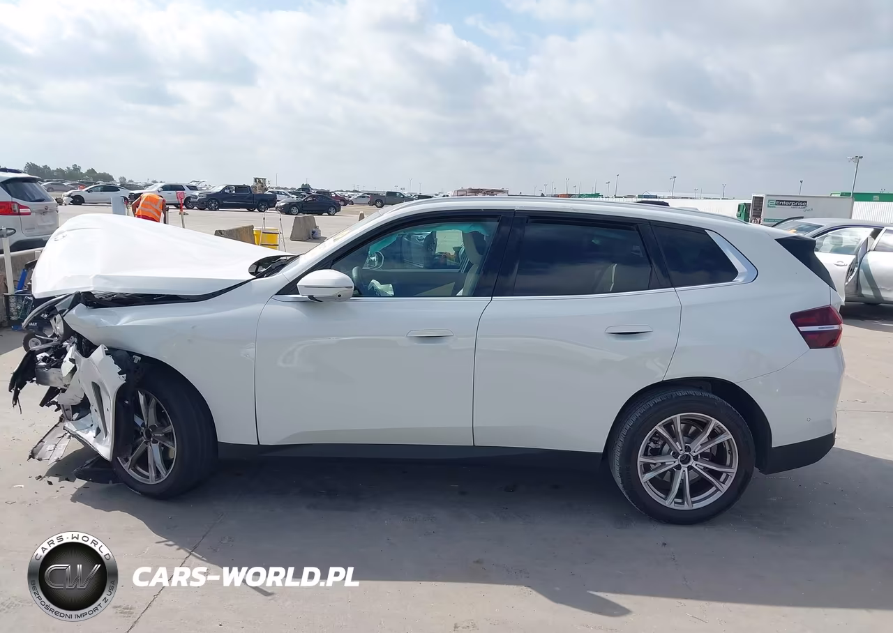 2025 BMW X3 30 xDrive VIN:5UX53GP01S9Z76247 - 13