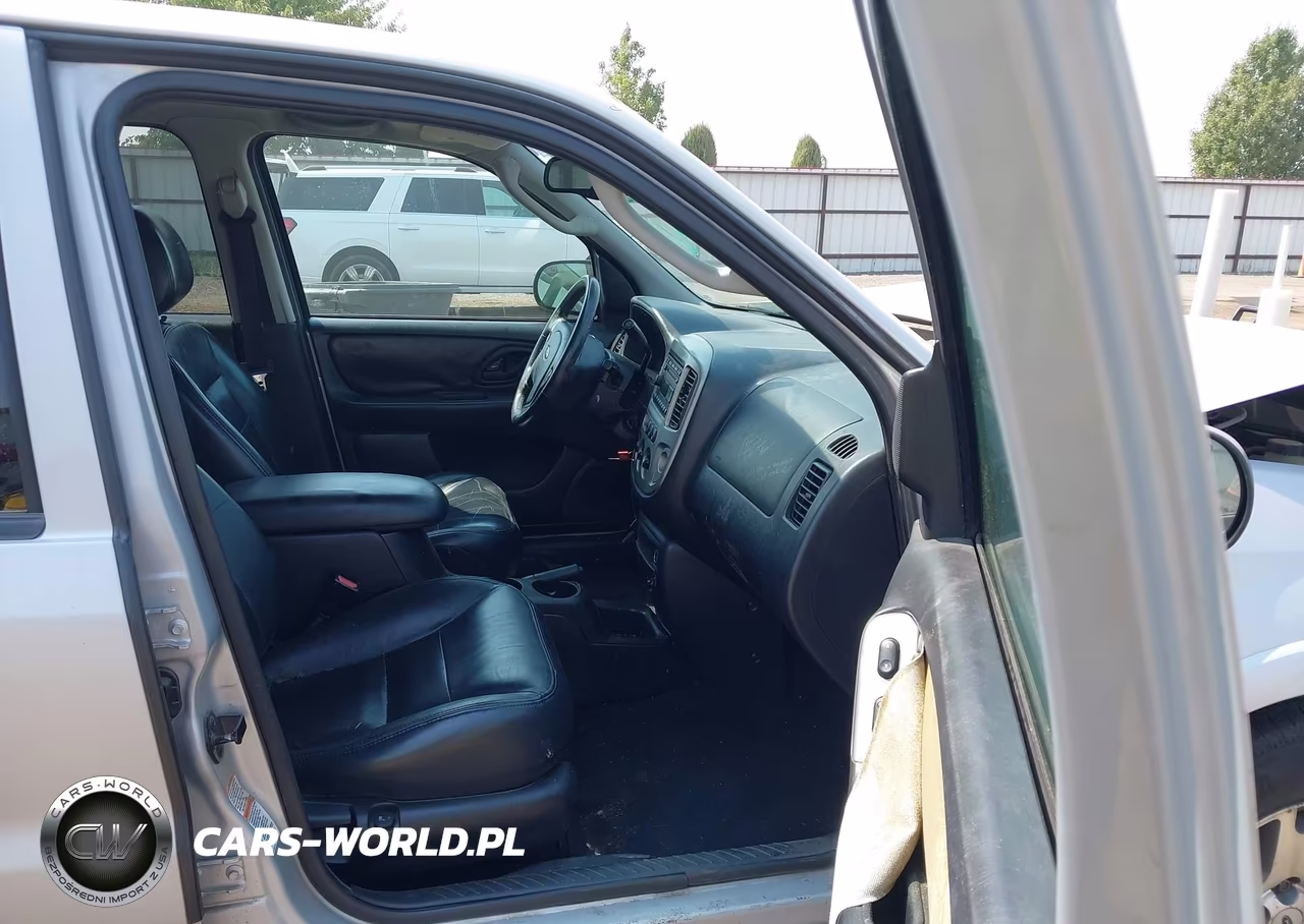 2004 Ford Escape Limited VIN:1FMCU94144KA71250 - 5