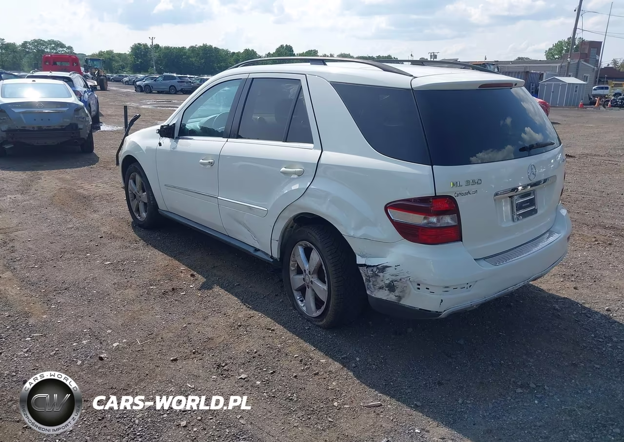 2010 Mercedes-Benz Ml 350 4Matic VIN:4JGBB8GBXAA588408 - 3