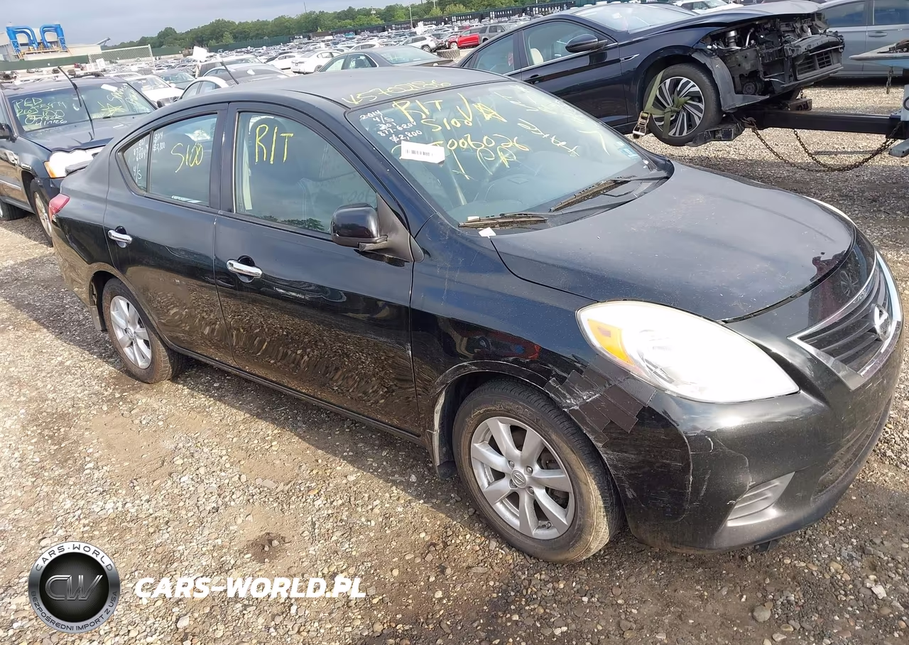 2014 Nissan Versa 1.6 Sv – zdjęcie 1 z 11