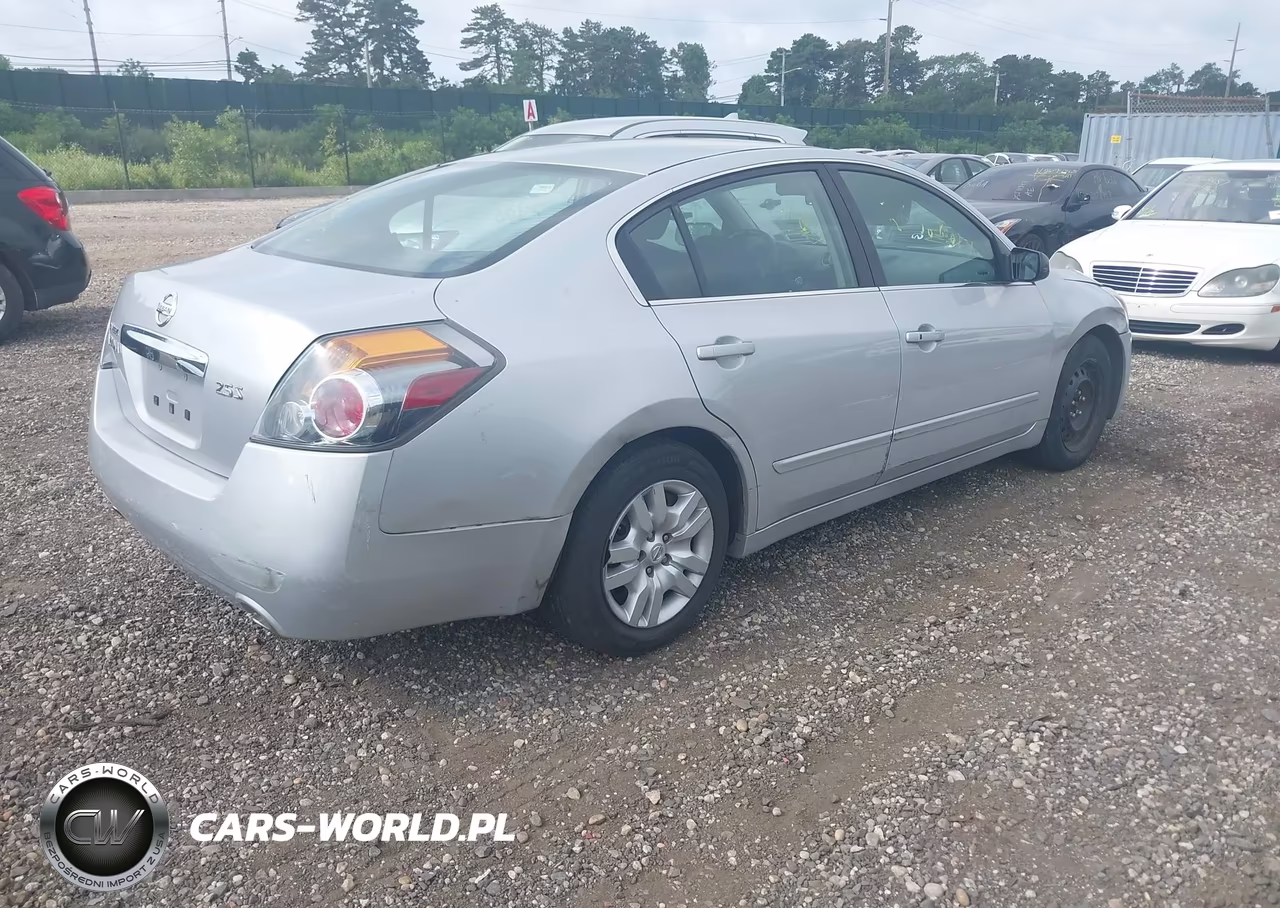 2010 Nissan Altima 2.5 S VIN:1N4AL2AP0AN427286 - 4