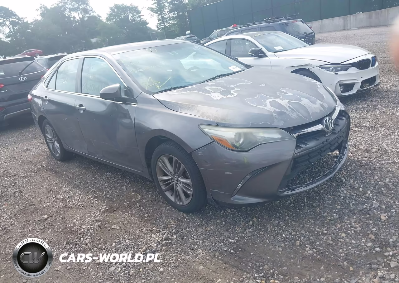 2015 Toyota Camry Se – zdjęcie 1 z 17