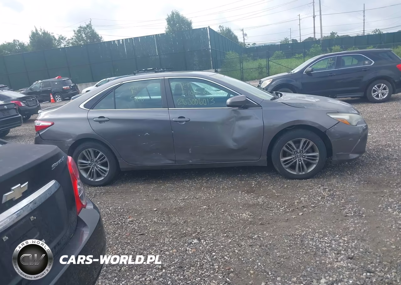 2015 Toyota Camry Se VIN:4T1BF1FK0FU971454 - 12
