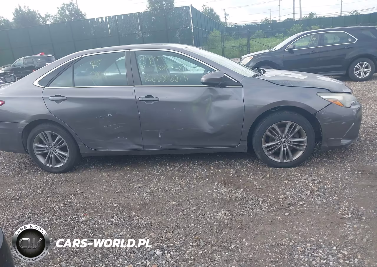 2015 Toyota Camry Se VIN:4T1BF1FK0FU971454 - 16