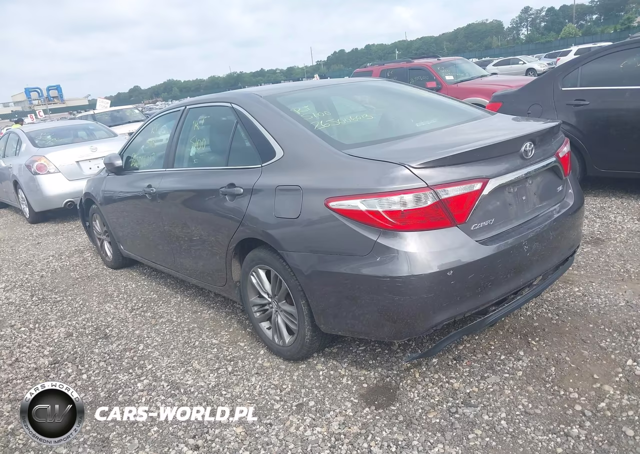 2015 Toyota Camry Se VIN:4T1BF1FK0FU971454 - 3