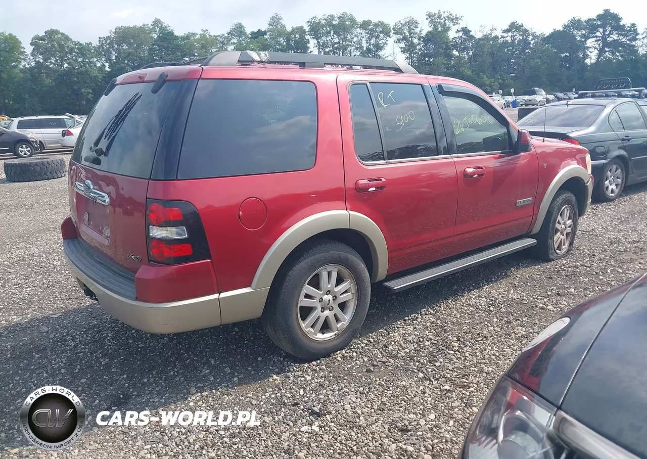 2008 Ford Explorer Eddie Bauer VIN:1FMEU74868UA45687 - 4