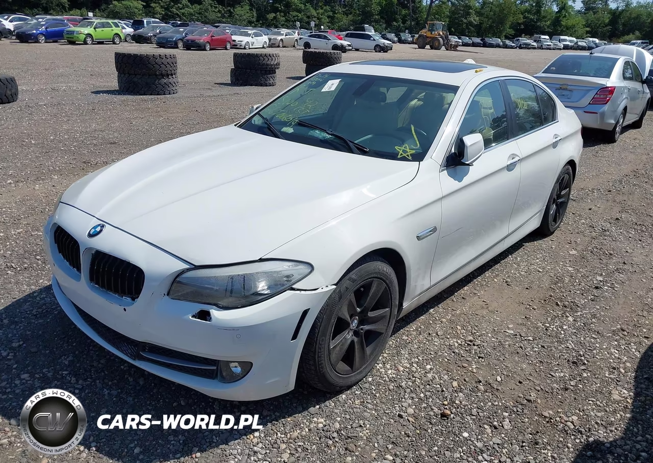2012 BMW 528I xDrive VIN:WBAXH5C53CDW10884 - 2