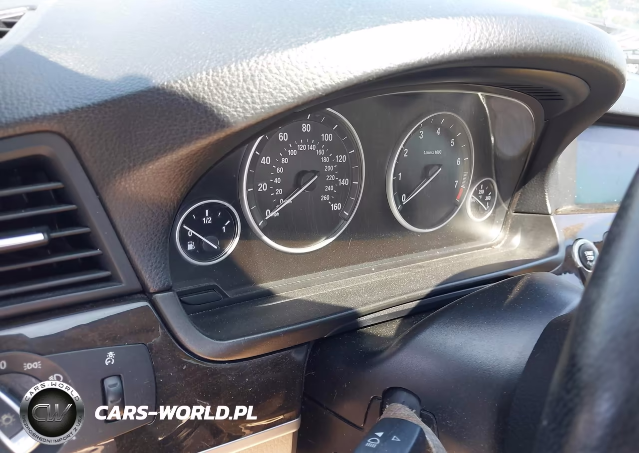 2012 BMW 528I xDrive VIN:WBAXH5C53CDW10884 - 7