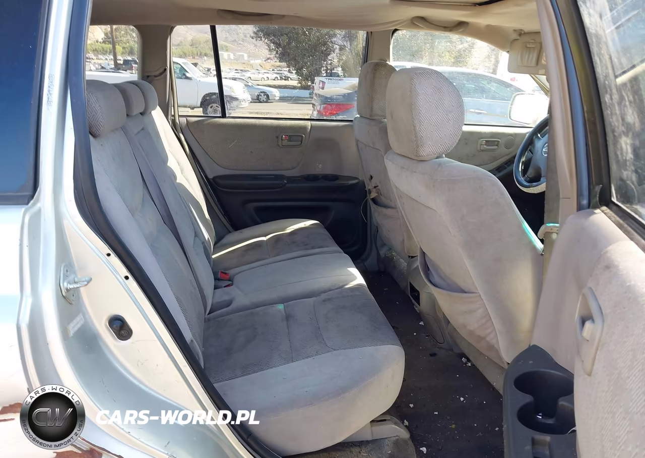 2002 Toyota Highlander VIN:JTEGD21A420028243 - 8