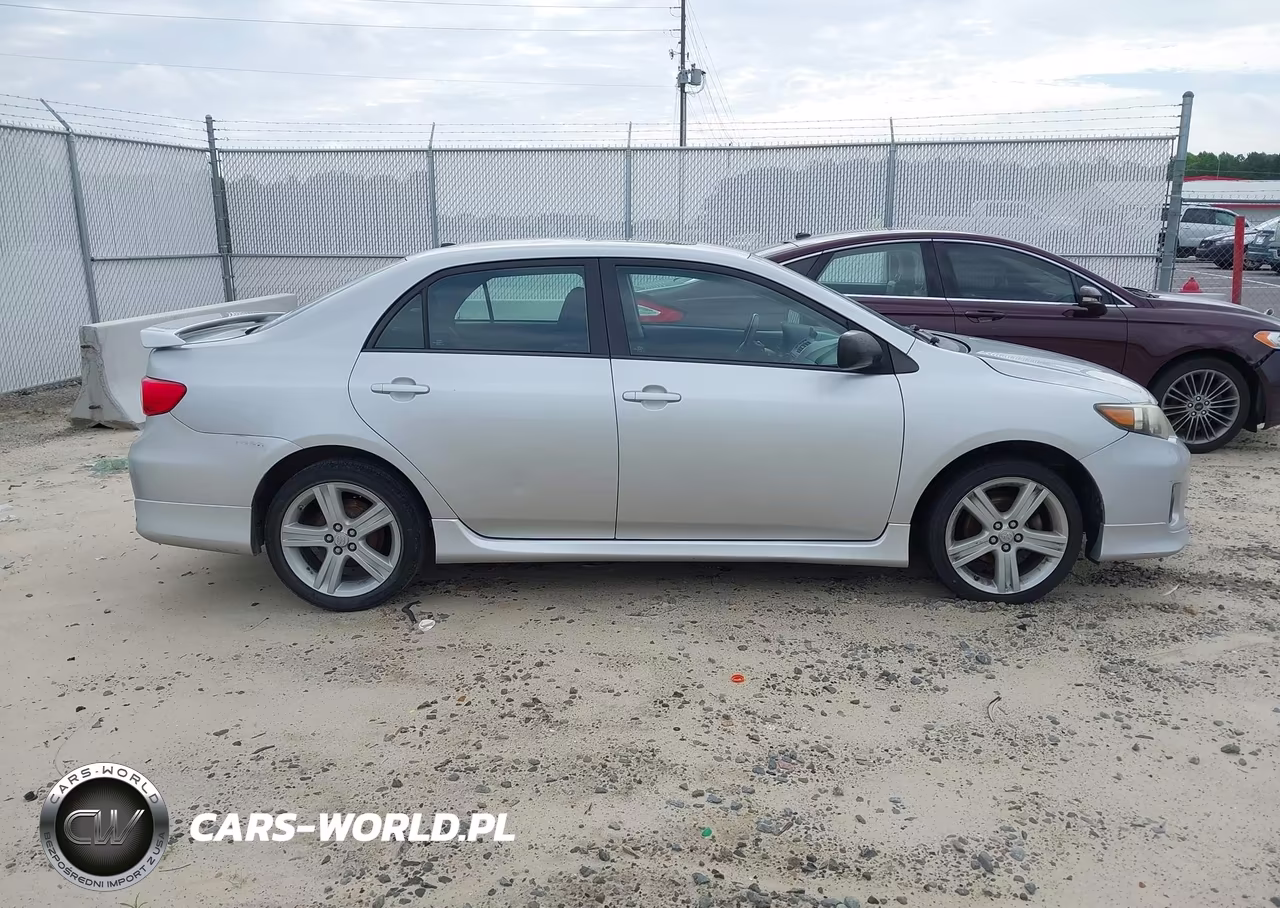 2013 Toyota Corolla S VIN:5YFBU4EE0DP211235 - 13