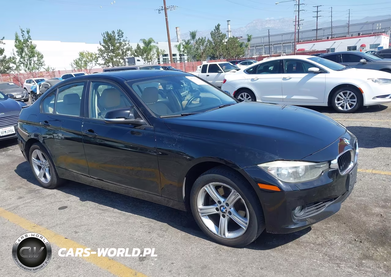 2013 BMW 328 Xi – zdjęcie 1 z 17