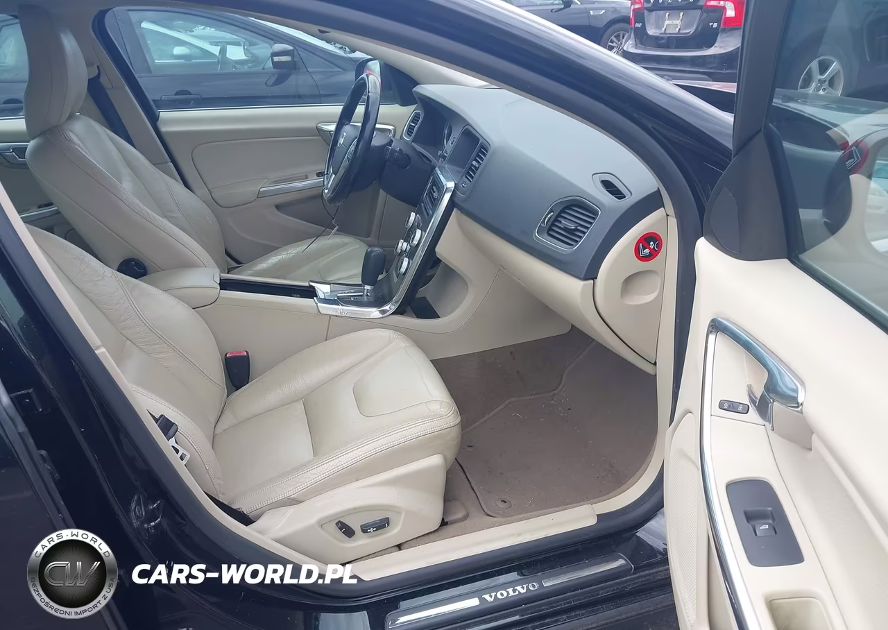 2011 Volvo S60 Moonroof VIN:YV1902FH6B2017676 - 5