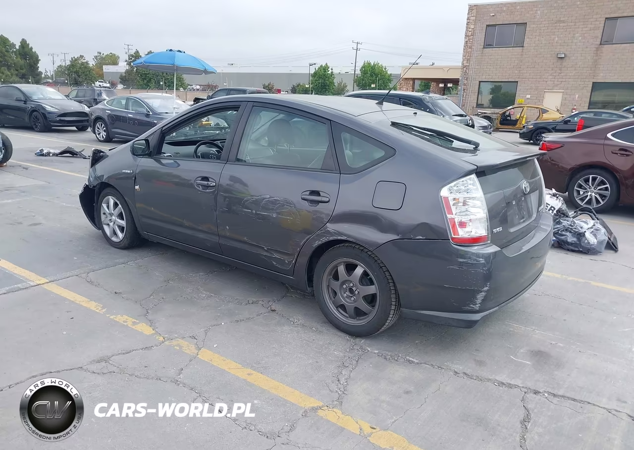 2008 Toyota Prius Touring VIN:JTDKB20U283336731 - 3