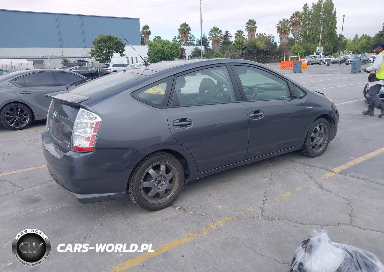 2008 Toyota Prius Touring VIN:JTDKB20U283336731 - 4