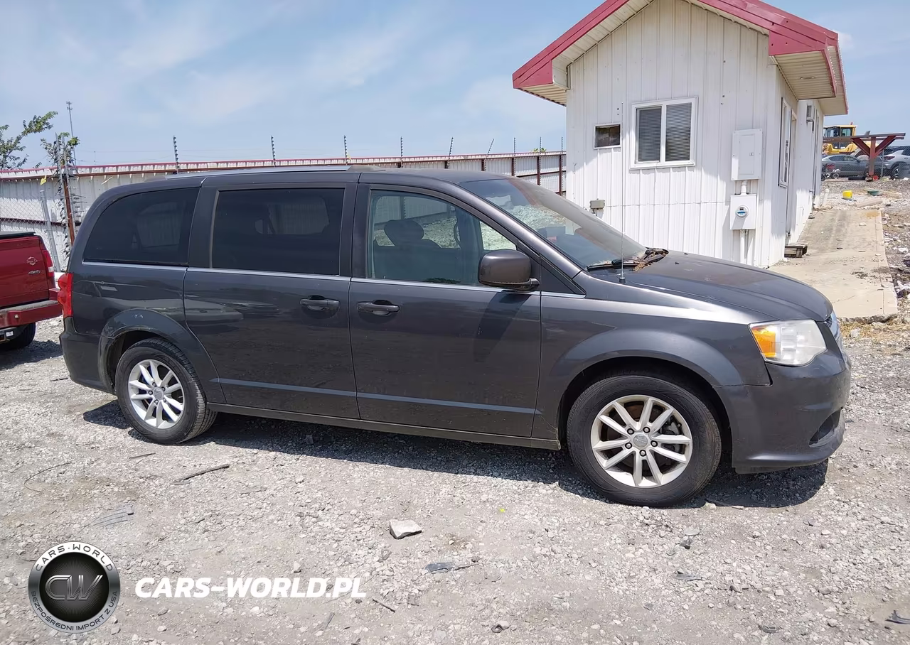2018 Dodge Grand Caravan Sxt VIN:2C4RDGCG8JR328755 - 13