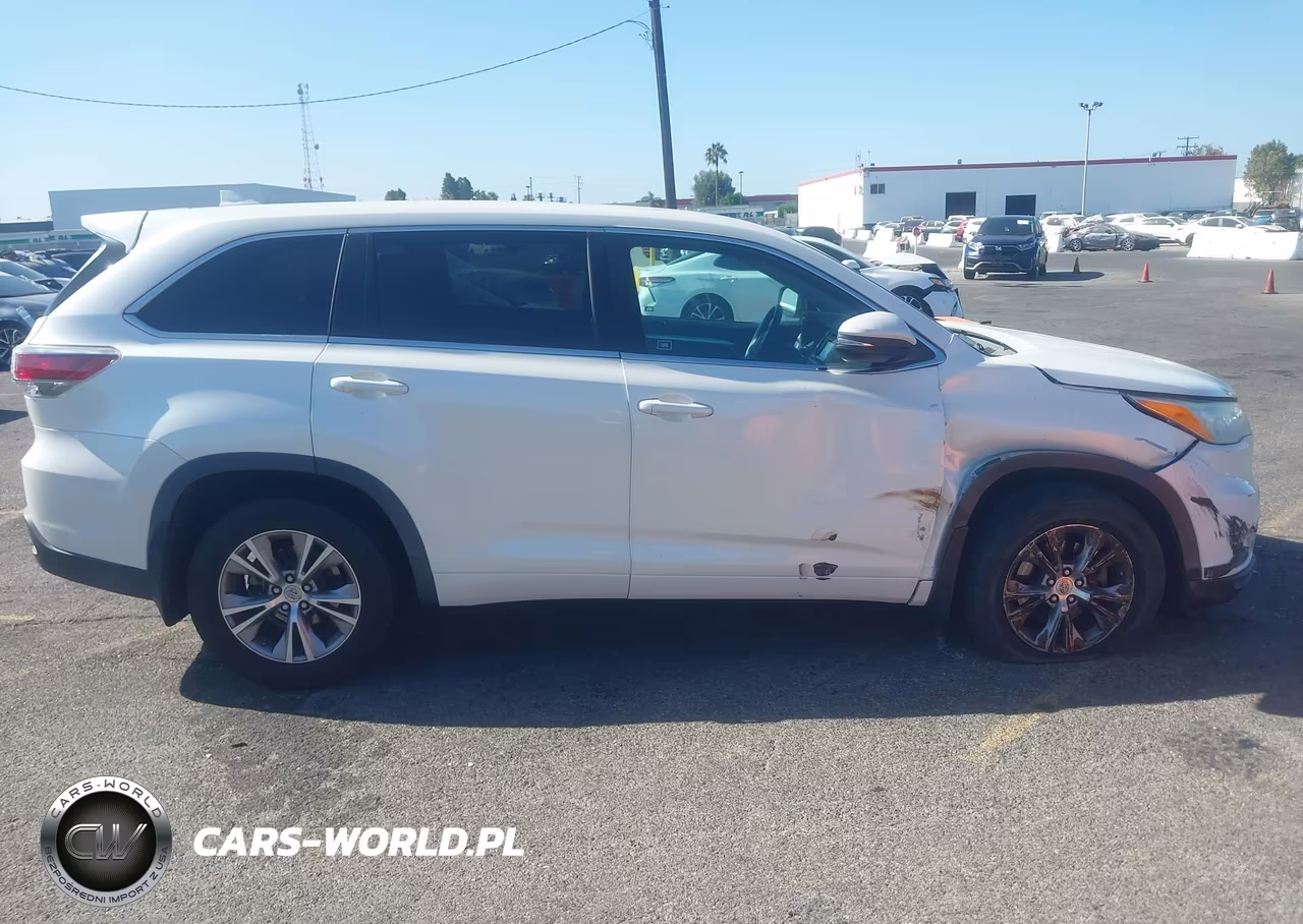 2014 Toyota Highlander Le Plus V6 VIN:5TDBKRFH9ES067964 - 13