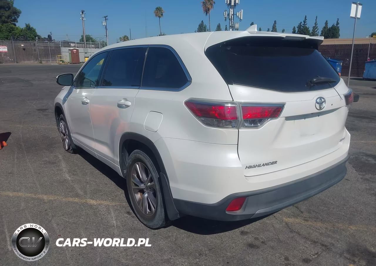 2014 Toyota Highlander Le Plus V6 VIN:5TDBKRFH9ES067964 - 3