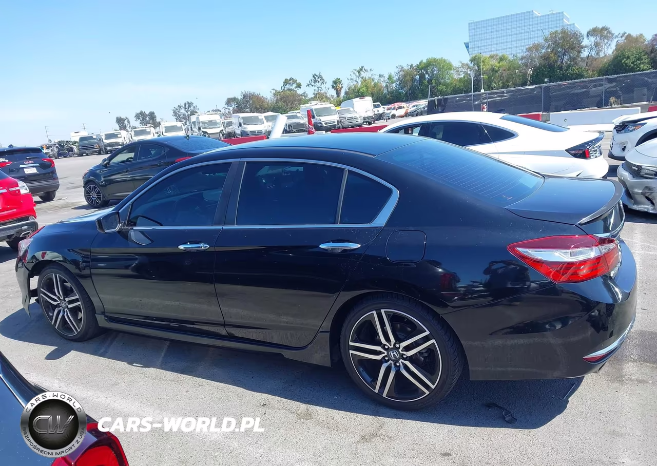 2016 Honda Accord Sport VIN:1HGCR2F56GA113166 - 14